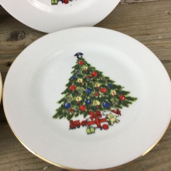 Sea Gull Christmas Heritage China Salad/Dessert Plates 7" Set Of 4 - Picture 3 of 13